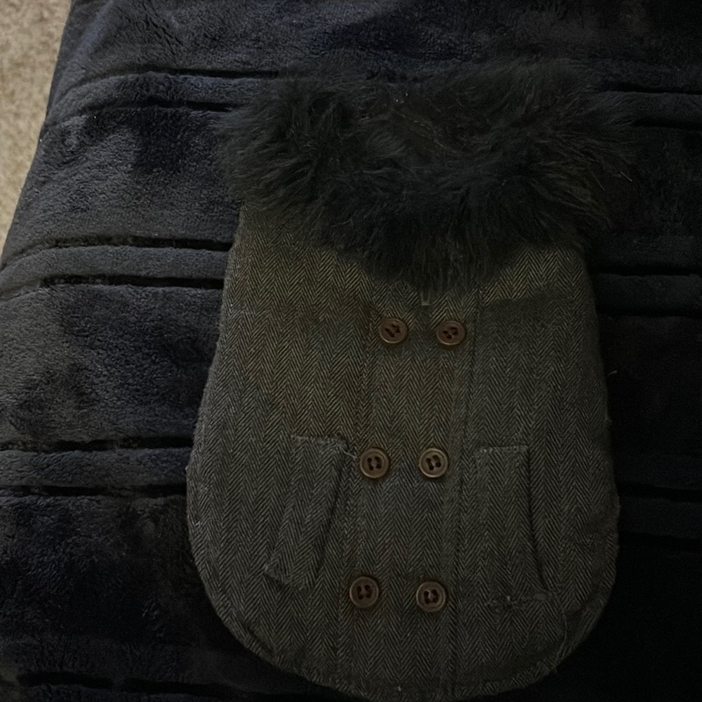 Beautiful Dark Gray Coat For Your Sassy Little Girl